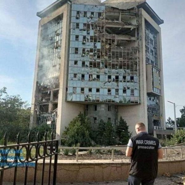 «Мишенью являются гражданские порты». Россия нанесла новый удар по порту Измаил на Дунае — что известно