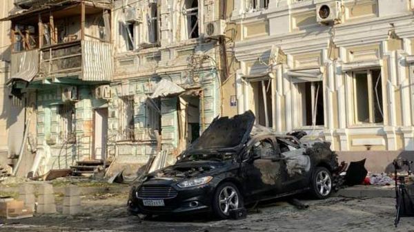 Падение дрона рядом со штабом ЮВО в Ростове-на-Дону. Что известно