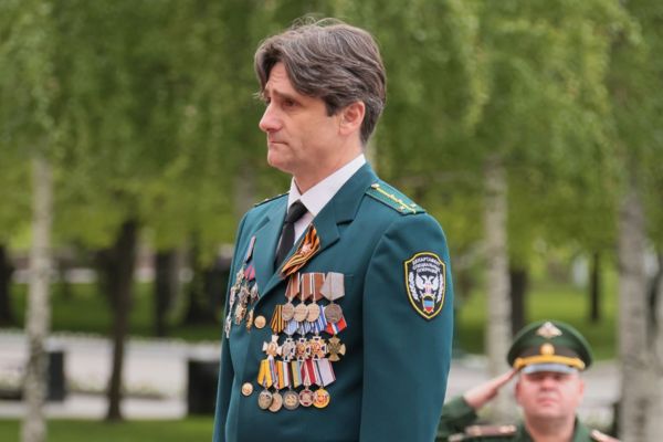 На войну в Украине Москва надеется завербовать бригаду сербов. Пока получается плохо