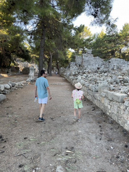 «Меня не хотели регистрировать на рейс без осмотра врача»: противоречивый отзыв о Кемере