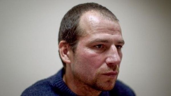 Вплавь через реку и «белый билет»: как некоторые украинцы бегут от призыва в армию