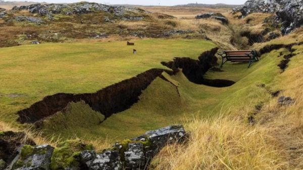 В Исландии ожидают извержения вулкана Фаградальсфьядль. В стране объявлено чрезвычайное положение