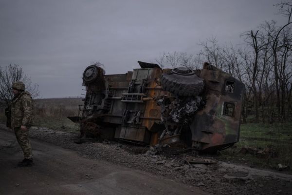 «Путин все еще хочет завоевать Украину». Российская армия атакует сразу на нескольких направлениях