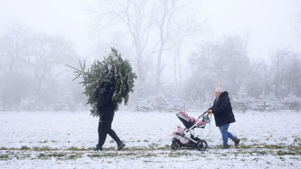 В Европе преодолевают последствия невиданного снегопада, в Британии похолодало до -12°С