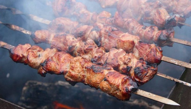 Лучший маринад для шашлыка - мясо просто тает во рту - ФОКУС ВНИМАНИЯ