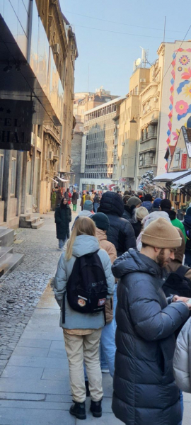 «Безопасное политическое действие». Почему стоят очереди подписаться за выдвижение Надеждина в президенты