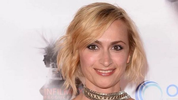 Актер Алек Болдуин обвинен в непредумышленном убийстве оператора Галины Хатчинс