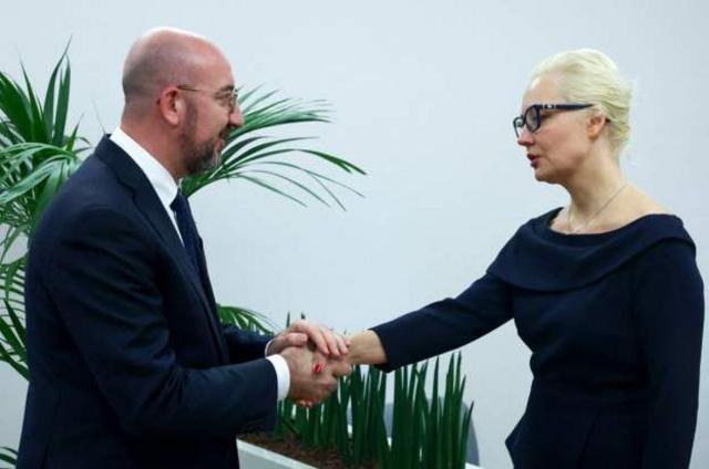 «Привет, это Юлия Навальная». Вдова политика пообещала продолжить его дело