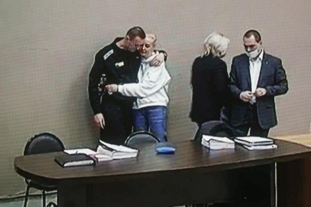 «Я прошу вас разделить со мной ярость». Что нужно знать о Юлии Навальной