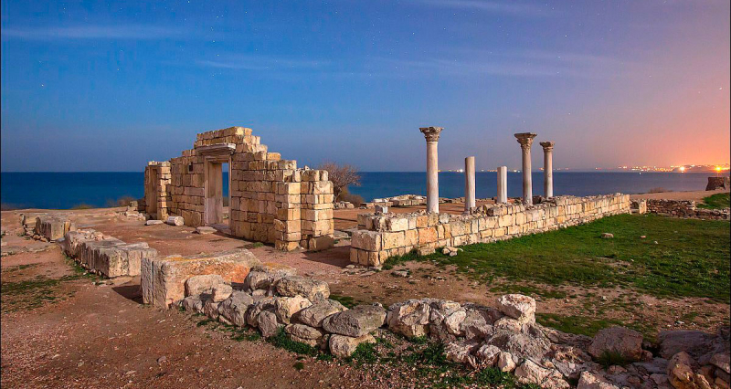 Свет ночного Херсонеса