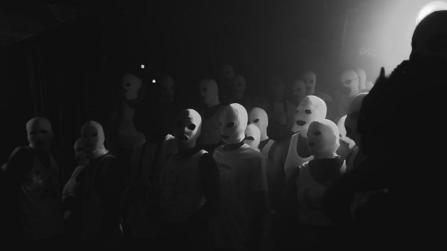 «Они приехали искать секс»: что стоит за рейдами силовиков на эротические вечеринки в России