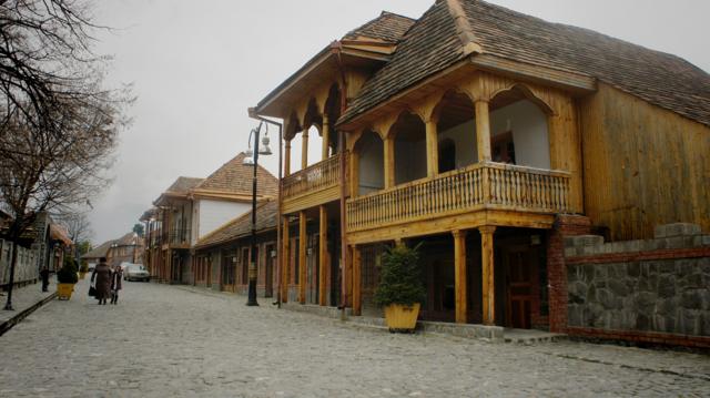 Одним школы, другим — репрессии. Как живут национальные меньшинства в Азербайджане