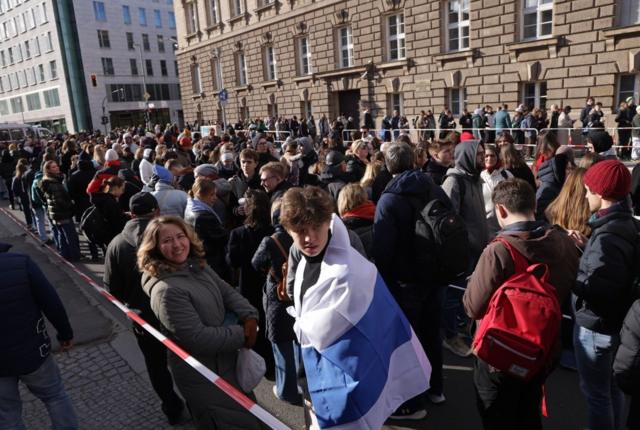 Итоги выборов-2024: Путин побеждает с рекордными результатом и явкой — как и хотел Кремль. Главное