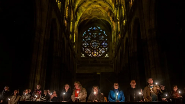 Папа римский по случаю Пасхи призвал к миру в Газе и Украине