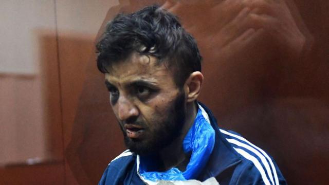 Синяки, перевязанная голова и признание вины. Как проходило заседание суда по делу о нападении на «Крокус»