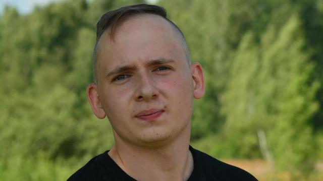 Силовики пришли за продавцом шевронов для силовиков. Как волонтер и сотрудник парка «Патриот» стал обвиняемым в госизмене