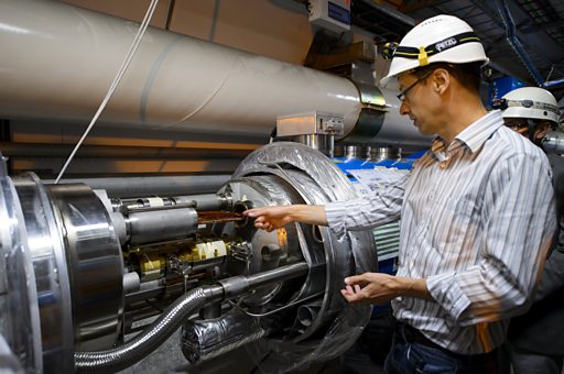 Теоретик «частицы бога»: умер британский физик Питер Хиггс. В честь него назвали бозон Хиггса