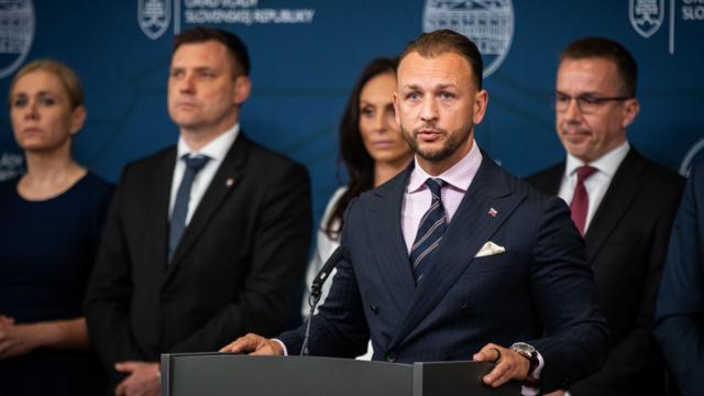 Премьер-министр Словакии Роберт Фицо и стрелявший в него человек: чем они известны