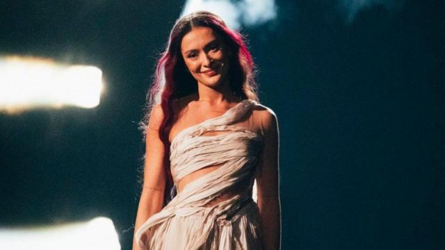 Финал «Евровидения» в Мальмё прошел в отсутствие главного фаворита. Голосование завершилось, подсчитывают результаты