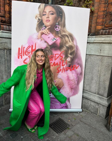 Зеленый и розовый: как сочетать модные цвета в образе