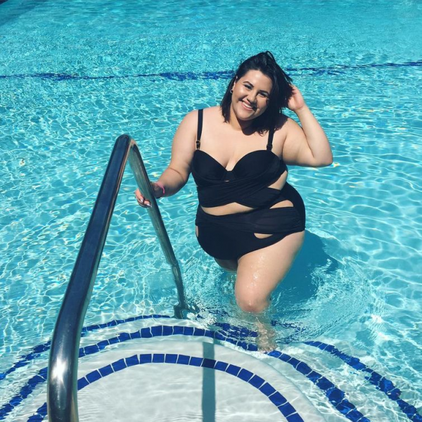 Купальники для женщин с пышными формами. 6 удачных примеров. Купальники для женщин с пышными формами. 6 удачных примеров.