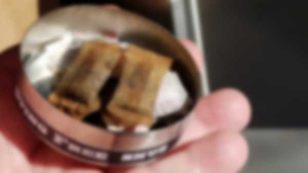 Что такое снюс и чем опасен для детей и взрослых Что такое снюс и чем опасен для детей и взрослых