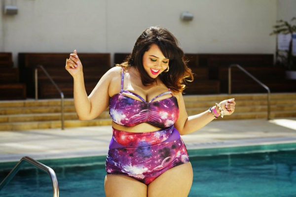 Купальники для женщин с пышными формами. 6 удачных примеров. Купальники для женщин с пышными формами. 6 удачных примеров.