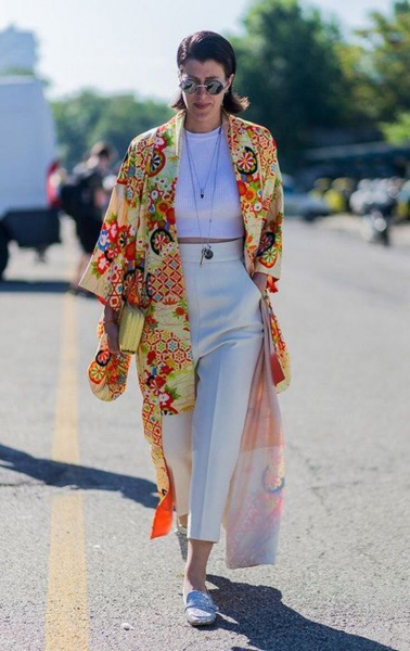 Как интересно и стильно носить лёгкую накидку летом. Многослойный образ. Как интересно и стильно носить лёгкую накидку летом. Многослойный образ.