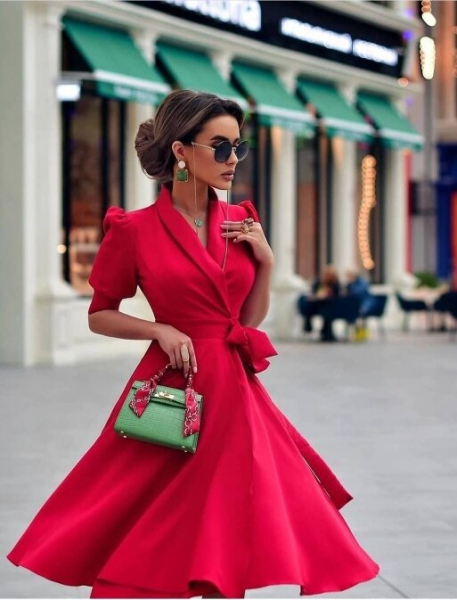 Если вы сомневаетесь, что платье вам к лицу, значит вы выбрали не свой фасон.