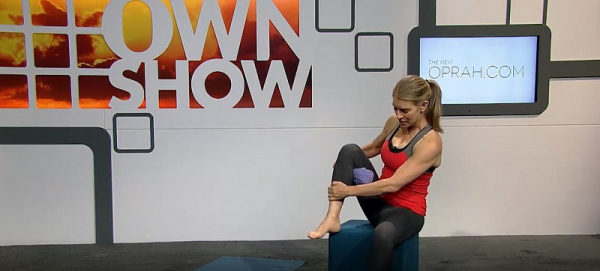 Если болят колени, следуйте инструкции: возьмите самое обычное махровое… Если болят колени, следуйте инструкции: возьмите самое обычное махровое…