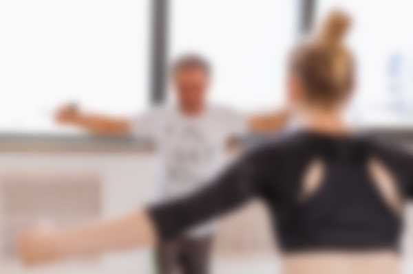 Александр Пряников попробовал себя в кроссфите Александр Пряников попробовал себя в кроссфите