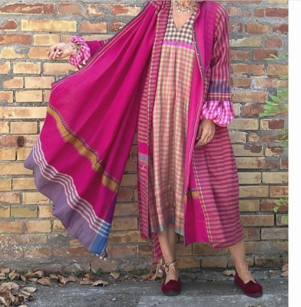 Как интересно и стильно носить лёгкую накидку летом. Многослойный образ. Как интересно и стильно носить лёгкую накидку летом. Многослойный образ.