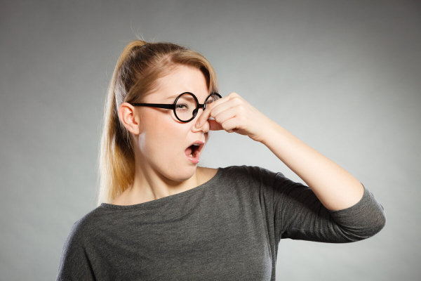 «Что за вонь?»: женские ароматы, которые окружающие не всегда воспринимают положительно «Что за вонь?»: женские ароматы, которые окружающие не всегда воспринимают положительно