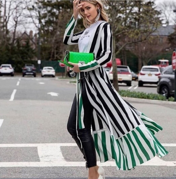 Как интересно и стильно носить лёгкую накидку летом. Многослойный образ. Как интересно и стильно носить лёгкую накидку летом. Многослойный образ.