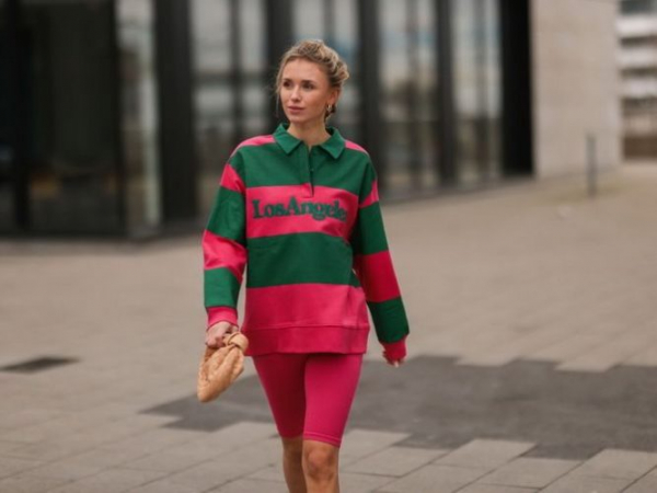 Зеленый и розовый: как сочетать модные цвета в образе