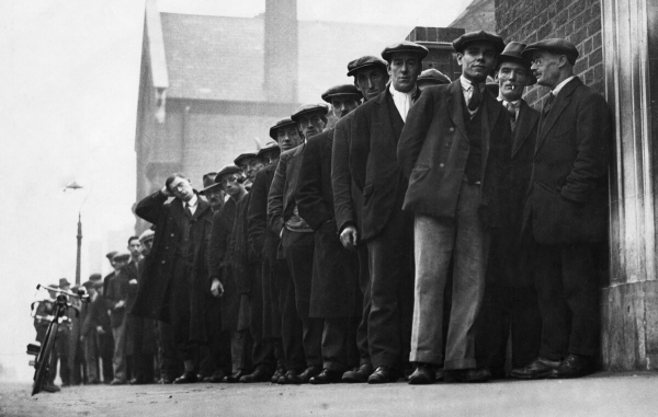 А вы знали, почему в XVI веке в Британии знаменитую «бандитскую» плоскую кепку мужчины были обязаны носить по закону? А вы знали, почему в XVI веке в Британии знаменитую «бандитскую» плоскую кепку мужчины были обязаны носить по закону?