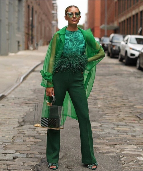 Как интересно и стильно носить лёгкую накидку летом. Многослойный образ. Как интересно и стильно носить лёгкую накидку летом. Многослойный образ.