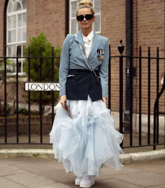 С чем сочетать и как носить пышные юбки — да, как у Кэрри С чем сочетать и как носить пышные юбки — да, как у Кэрри