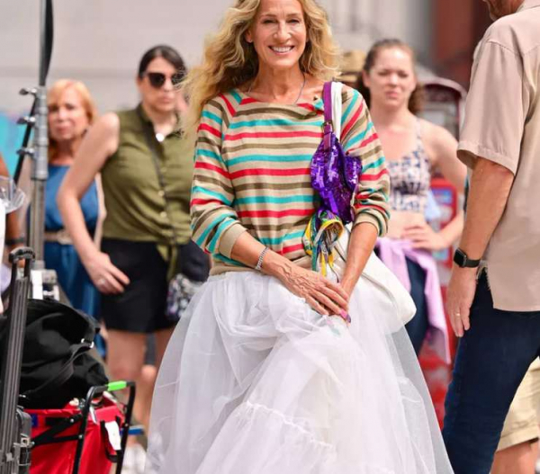 С чем сочетать и как носить пышные юбки — да, как у Кэрри С чем сочетать и как носить пышные юбки — да, как у Кэрри