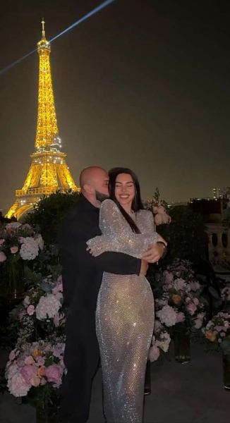 Самойлова в «голом», Бородина в кэжуал: майские образы отечественных звезд Самойлова в «голом», Бородина в кэжуал: майские образы отечественных звезд