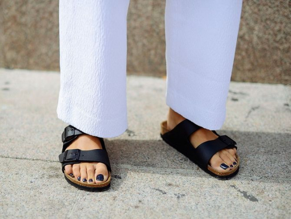 6 моделей сандалий, которые украсят ваше лето 2024 6 моделей сандалий, которые украсят ваше лето 2024