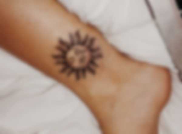 Красивые татуировки на щиколотке для девушки – эскизы с фото Красивые татуировки на щиколотке для девушки – эскизы с фото