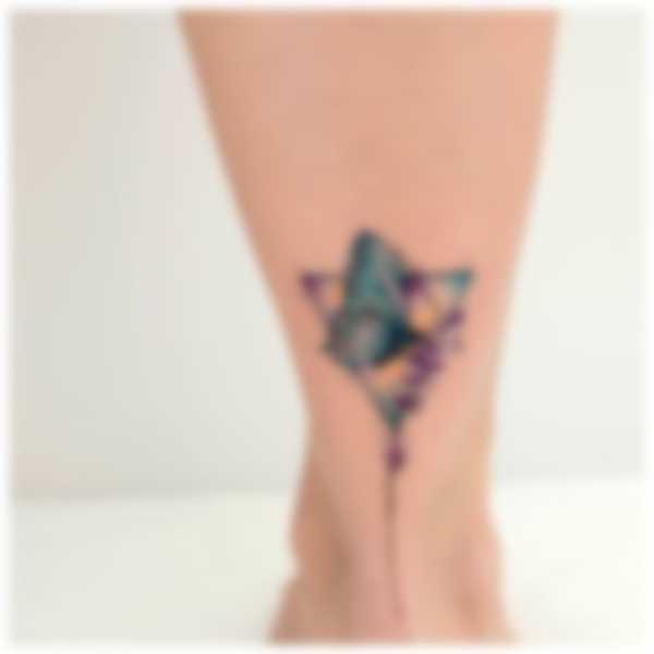 Красивые татуировки на щиколотке для девушки – эскизы с фото Красивые татуировки на щиколотке для девушки – эскизы с фото