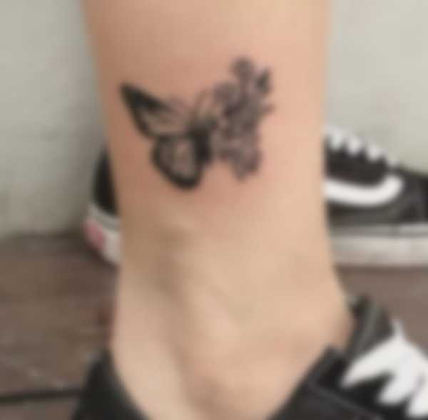 Красивые татуировки на щиколотке для девушки – эскизы с фото Красивые татуировки на щиколотке для девушки – эскизы с фото