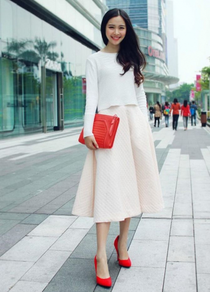 С чем носить красную обувь: стильные образы