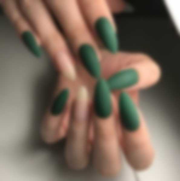 Матовый маникюр на длинные ногти, популярный в 2023 году Матовый маникюр на длинные ногти, популярный в 2023 году