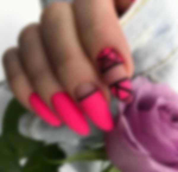 Матовый маникюр на длинные ногти, популярный в 2023 году Матовый маникюр на длинные ногти, популярный в 2023 году