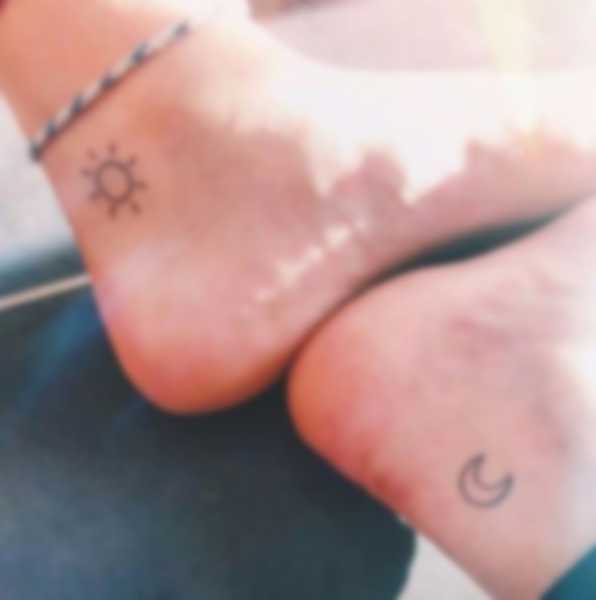 Красивые татуировки на щиколотке для девушки – эскизы с фото Красивые татуировки на щиколотке для девушки – эскизы с фото