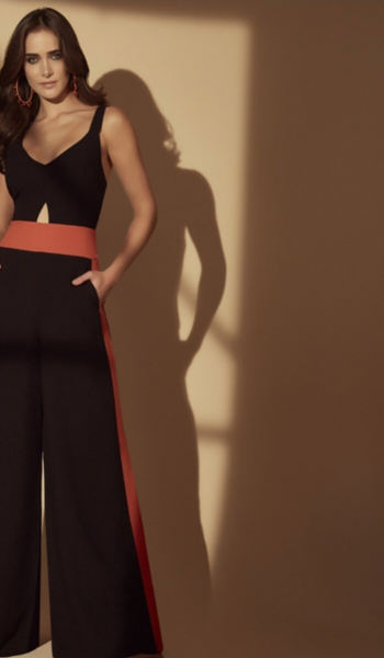 Вертикаль — способ сделать силуэт стройнее. Где её искать? 6 примеров и их варианты. Вертикаль — способ сделать силуэт стройнее. Где её искать? 6 примеров и их варианты.