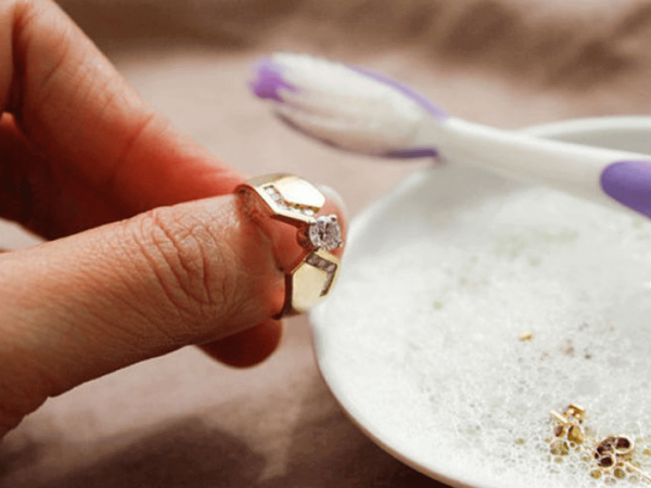 Как почистить золото в домашних условиях: советы эксперта Как почистить золото в домашних условиях: советы эксперта